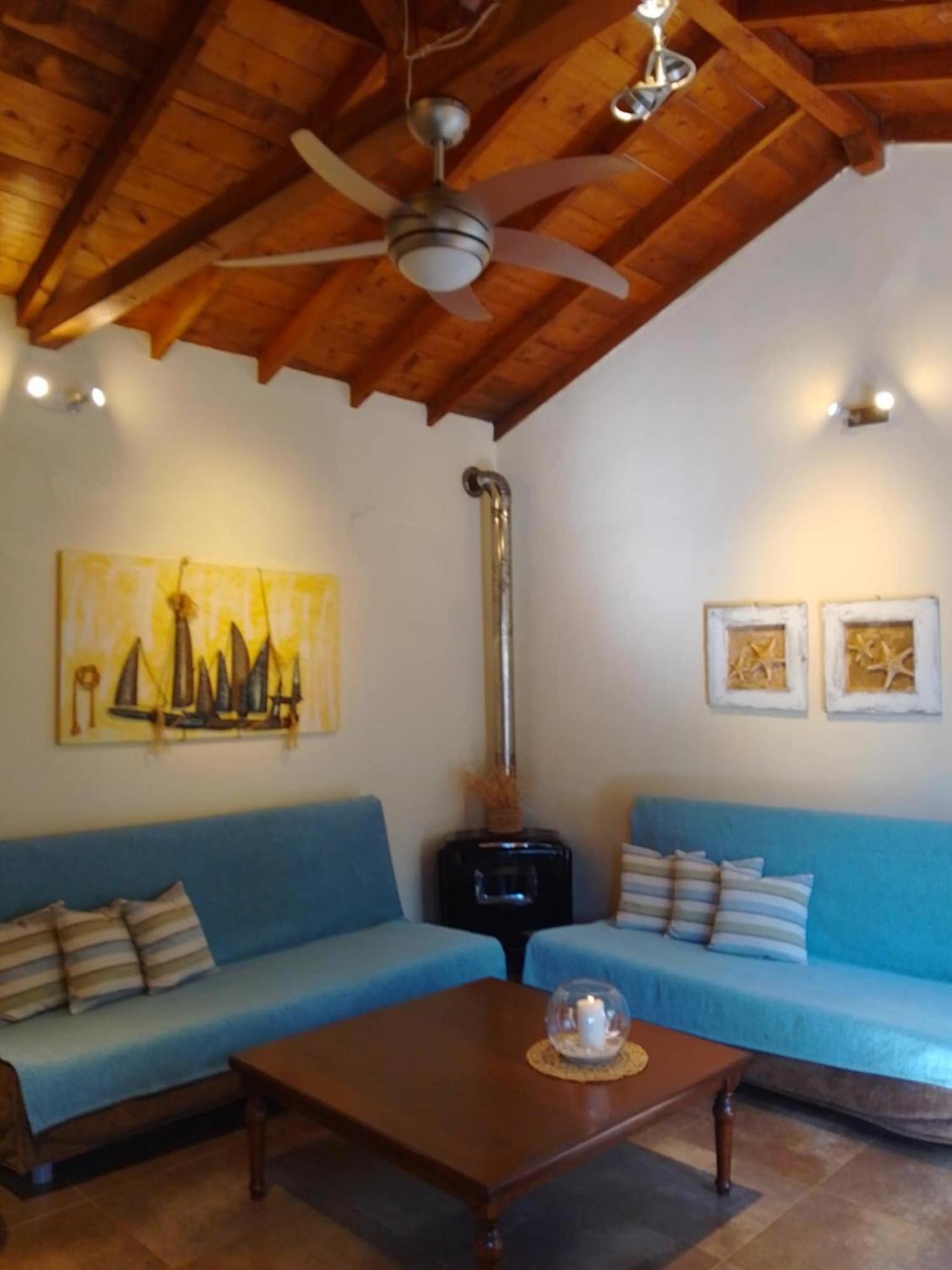 Lagoon Beach House Nea Poteidaia Exterior photo
